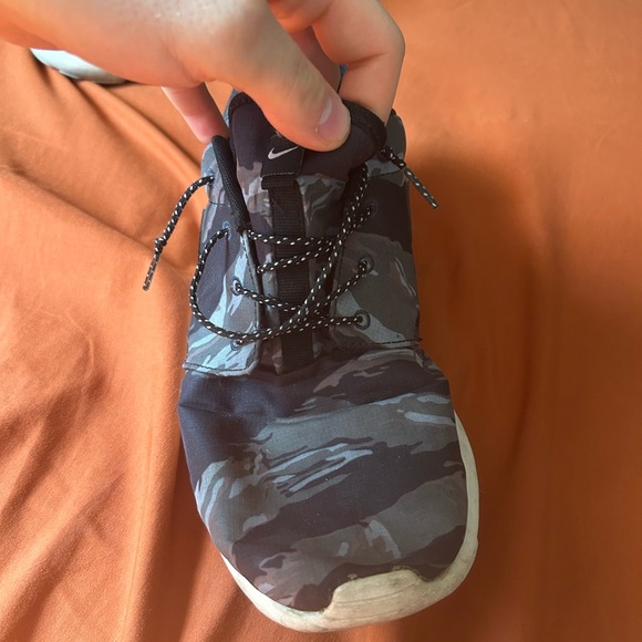 ⭐️ NIKE SHOES⭐️ - Picture 2 of 12